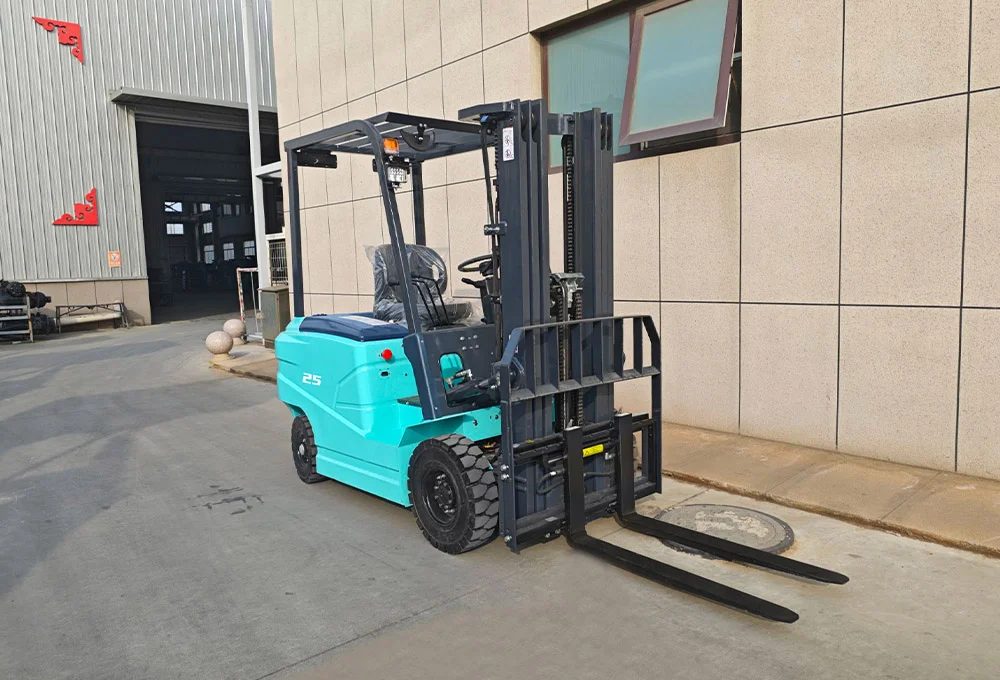 3.5-Ton Off-Road Forklift Truck